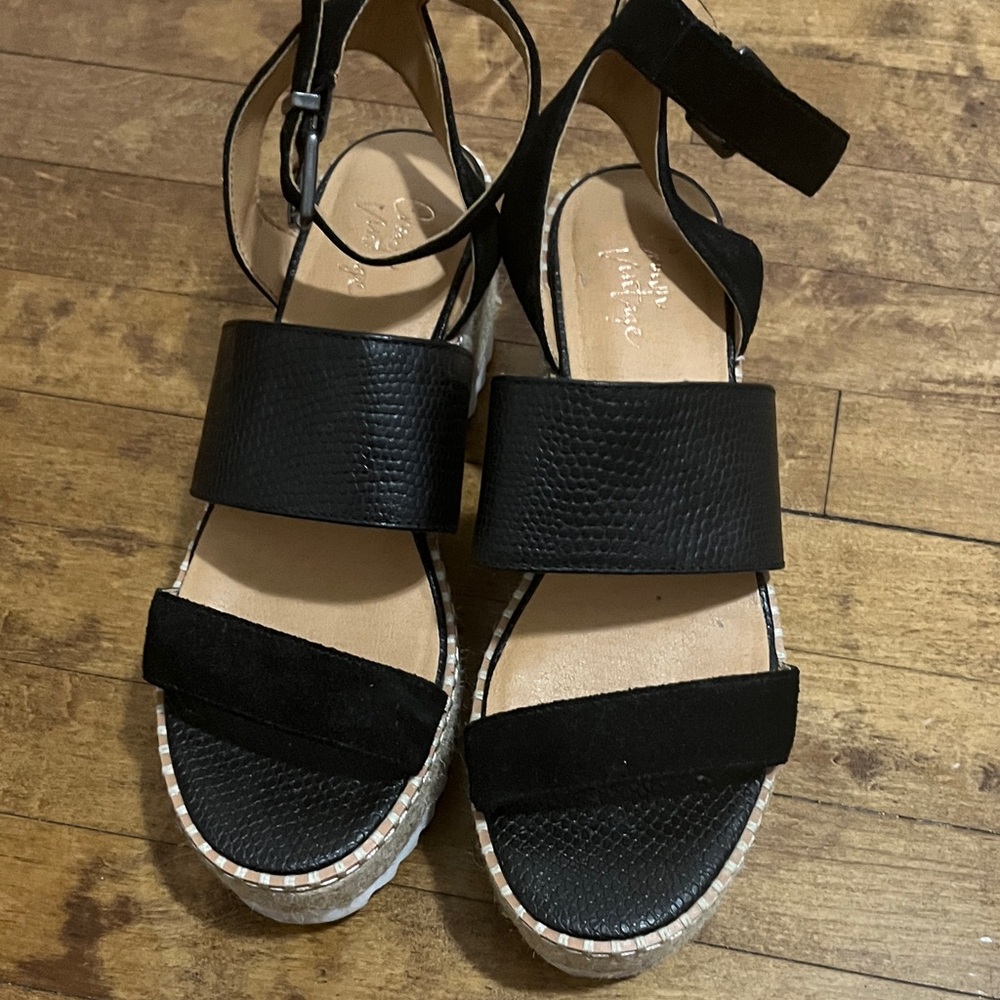 Crown Black Espadrille Sandals